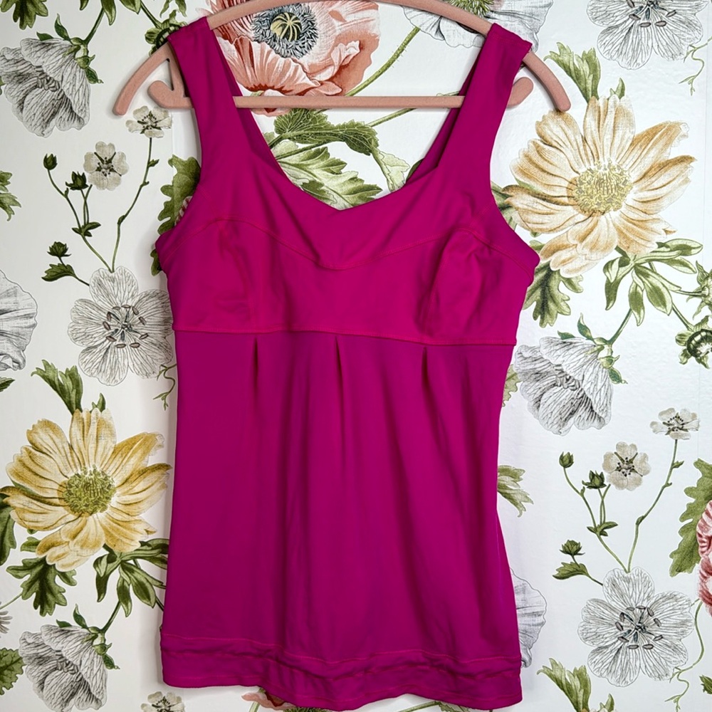 52- Lululemon Tank